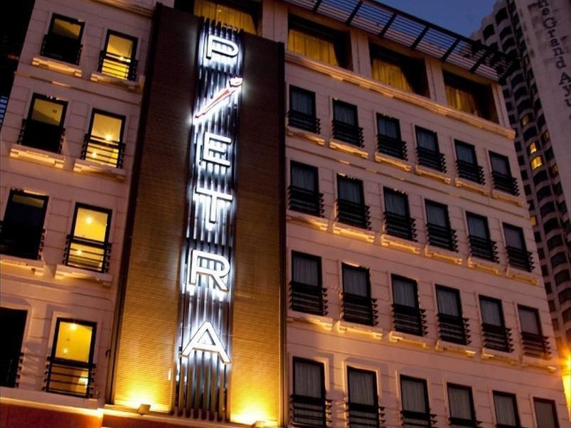 Pietra Bangkok Hotel Екстериор снимка